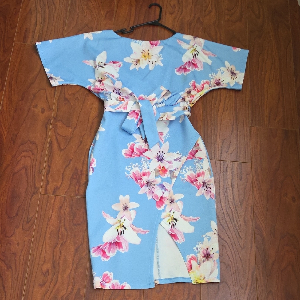 VENUS Light Blue Floral Dress